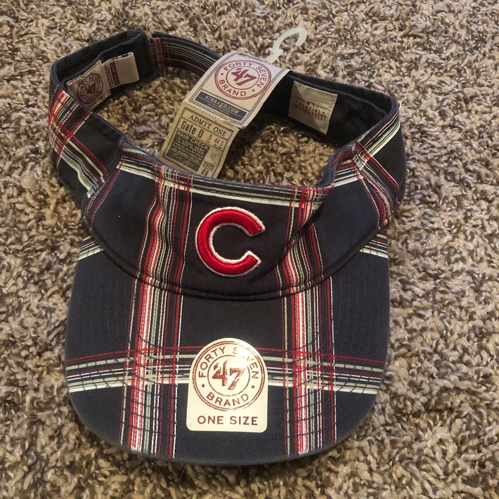 Chicago Cubs 47 Brand One Size Fits All Women’s Plaid Sun Visor, new with tags.